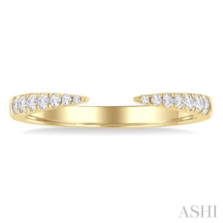 1/5 Ctw Graduated Round Cut Diamond Claw Open Fashion Ring in 14K Yellow Gold 1/5 Ctw Graduated Round Cut Diamond Claw Open Fashion Ring in 14K Yellow Gold