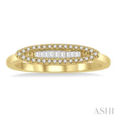 1/5 Ctw Pod Center Baguette and Round Cut Diamond Stackable Petite Fashion Ring in 10K Yellow Gold