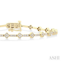 1 Ctw Clover Motif Round Cut Diamond Bracelet in 14K Yellow Gold 1 Ctw Clover Motif Round Cut Diamond Bracelet in 14K Yellow Gold