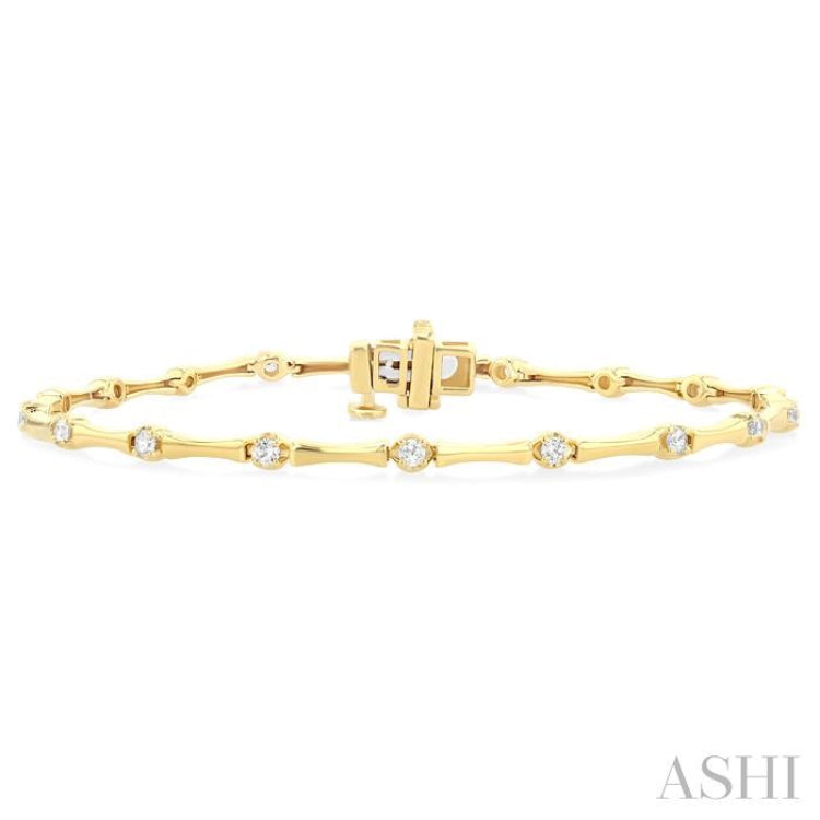 1/2 Ctw Bamboo Internodes Round Cut Diamond Fashion Bracelet in 14K Yellow Gold 1/2 Ctw Bamboo Internodes Round Cut Diamond Fashion Bracelet in 14K Yellow Gold
