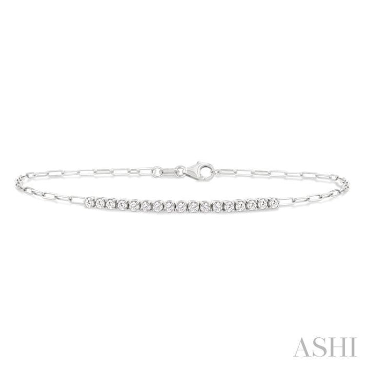 1/2 Ctw Round Cut Diamond Paperclip Chain Bracelet in 14K White Gold 1/2 Ctw Round Cut Diamond Paperclip Chain Bracelet in 14K White Gold