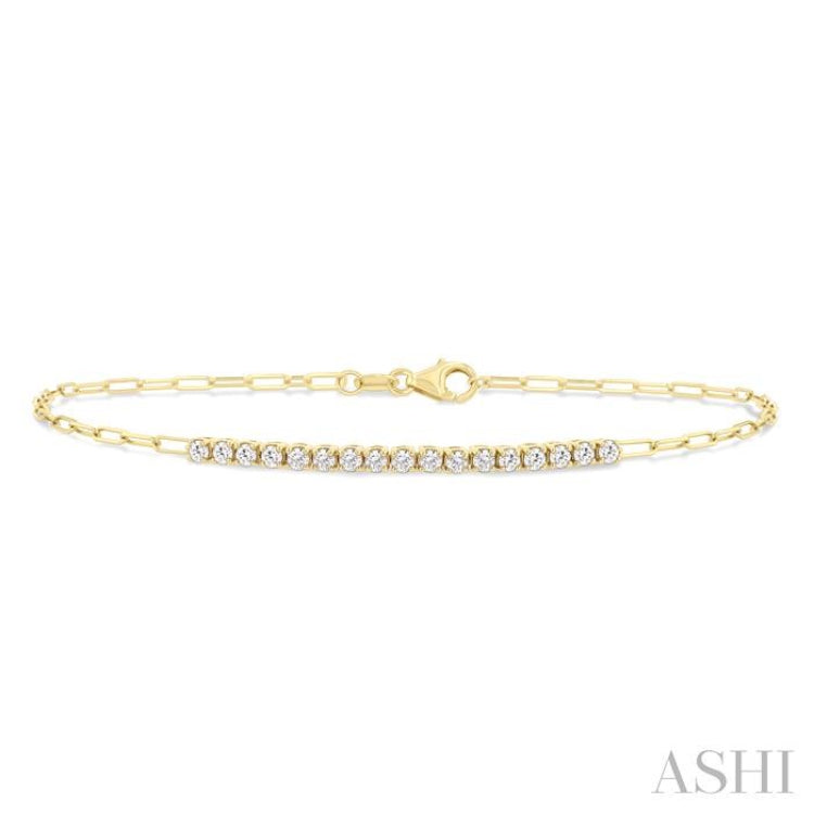 1/2 Ctw Round Cut Diamond Paperclip Chain Bracelet in 14K Yellow Gold 1/2 Ctw Round Cut Diamond Paperclip Chain Bracelet in 14K Yellow Gold