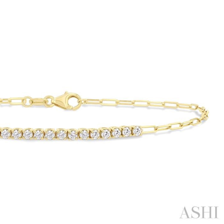 1/2 Ctw Round Cut Diamond Paperclip Chain Bracelet in 14K Yellow Gold 1/2 Ctw Round Cut Diamond Paperclip Chain Bracelet in 14K Yellow Gold
