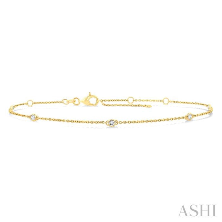 1/8 Ctw Round Cut Diamond Station Bracelet in 14K Yellow Gold 1/8 Ctw Round Cut Diamond Station Bracelet in 14K Yellow Gold
