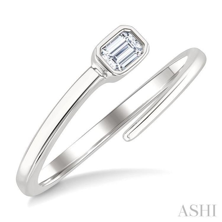 1/6 Ctw Bypass Bezel Set Octagon Cut Diamond Open Fashion Ring in 14K White Gold 1/6 Ctw Bypass Bezel Set Octagon Cut Diamond Open Fashion Ring in 14K White Gold