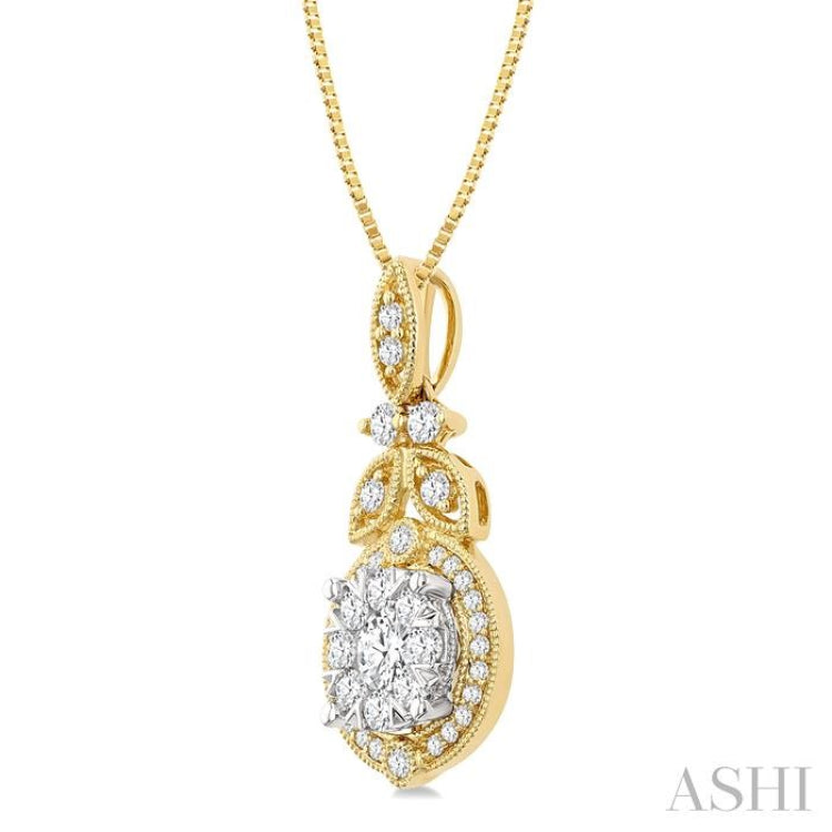 1/2 Ctw Lovebright Circular Shape Round Cut Diamond Pendant With Chain in 14K Yellow and White Gold 1/2 Ctw Lovebright Circular Shape Round Cut Diamond Pendant With Chain in 14K Yellow and White Gold