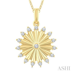 1/5 Ctw Round Cut Diamond Circle Fluted Fashion Pendant With Chain in 10K Yellow Gold 1/5 Ctw Round Cut Diamond Circle Fluted Fashion Pendant With Chain in 10K Yellow Gold
