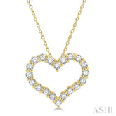3/4 Ctw Heart Shape Round Cut Diamond Pendant With Chain in 14K Yellow Gold