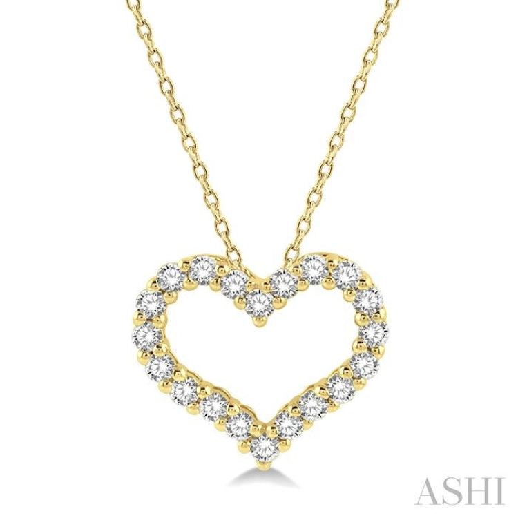 1/2 Ctw Heart Shape Round Cut Diamond Pendant With Chain in 14K Yellow Gold 1/2 Ctw Heart Shape Round Cut Diamond Pendant With Chain in 14K Yellow Gold