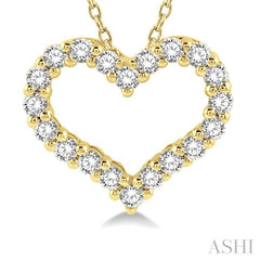 1/4 Ctw Heart Shape Round Cut Diamond Pendant With Chain in 14K Yellow Gold 1/4 Ctw Heart Shape Round Cut Diamond Pendant With Chain in 14K Yellow Gold