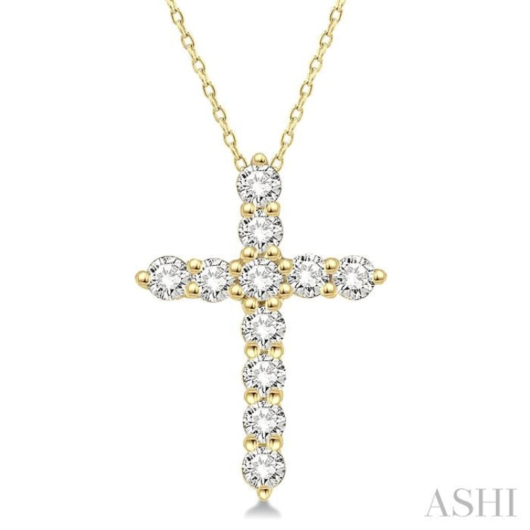1/2 Ctw Round Cut Diamond Cross Pendant With Chain in 14K Yellow Gold 1/2 Ctw Round Cut Diamond Cross Pendant With Chain in 14K Yellow Gold