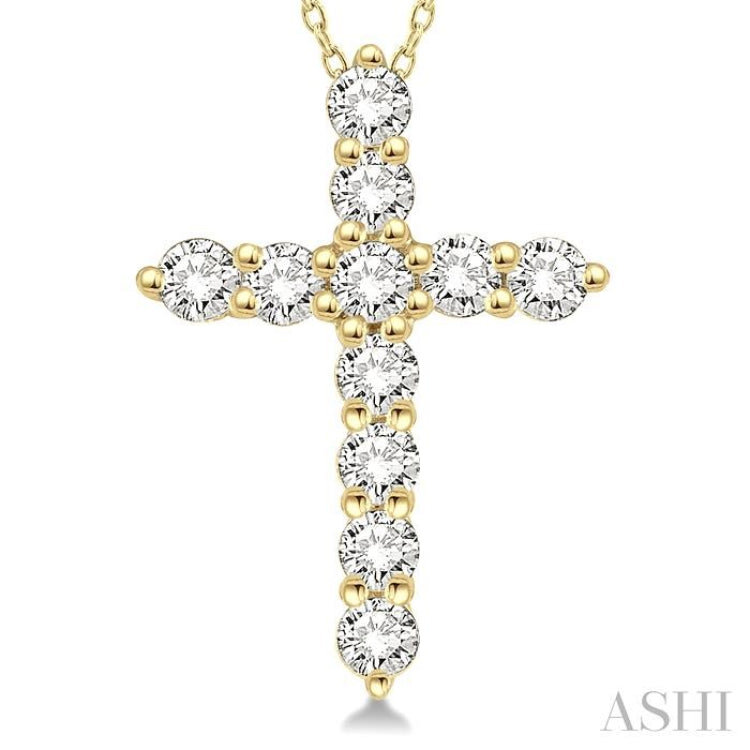 1/2 Ctw Round Cut Diamond Cross Pendant With Chain in 14K Yellow Gold 1/2 Ctw Round Cut Diamond Cross Pendant With Chain in 14K Yellow Gold