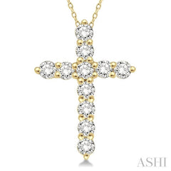 1/4 Ctw Round Cut Diamond Cross Pendant With Chain in 14K Yellow Gold 1/4 Ctw Round Cut Diamond Cross Pendant With Chain in 14K Yellow Gold