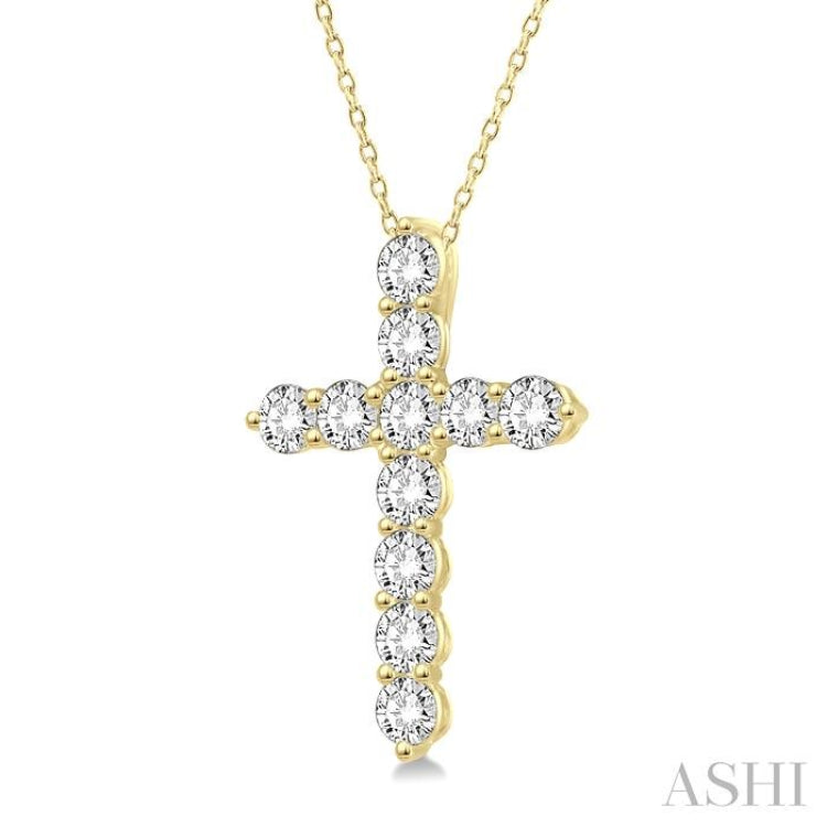 3/4 Ctw Round Cut Diamond Cross Pendant With Chain in 14K Yellow Gold 3/4 Ctw Round Cut Diamond Cross Pendant With Chain in 14K Yellow Gold