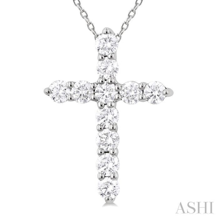 1/3 Ctw Round Cut Diamond Cross Pendant With Chain in 14K White Gold 1/3 Ctw Round Cut Diamond Cross Pendant With Chain in 14K White Gold