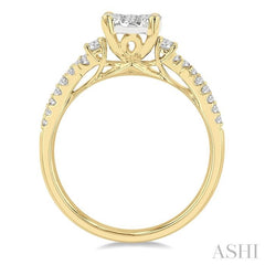 3/4 Ctw Oval Shape Center Criss-Cross Shank Lovebright Round Cut Diamond Engagement Ring in 14K Yellow and White gold 3/4 Ctw Oval Shape Center Criss-Cross Shank Lovebright Round Cut Diamond Engagement Ring in 14K Yellow and White gold