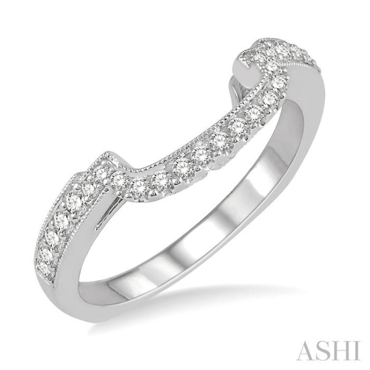 1/4 ctw Deep Curve Center Round Cut Diamond Wedding Band in 14K White Gold 1/4 ctw Deep Curve Center Round Cut Diamond Wedding Band in 14K White Gold