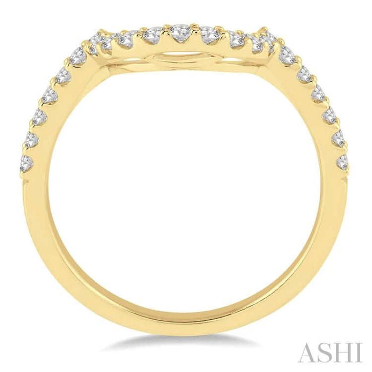 1/3 Ctw Round Cut Diamond Wedding Band in 14K Yellow Gold 1/3 Ctw Round Cut Diamond Wedding Band in 14K Yellow Gold