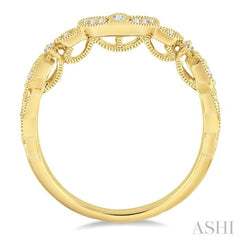1/6 ctw Round Cut Diamond Wedding Band in 14K Yellow Gold 1/6 ctw Round Cut Diamond Wedding Band in 14K Yellow Gold