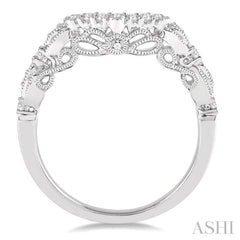 1/5 Ctw Round Cut Diamond Wedding Band in 14K White Gold 1/5 Ctw Round Cut Diamond Wedding Band in 14K White Gold