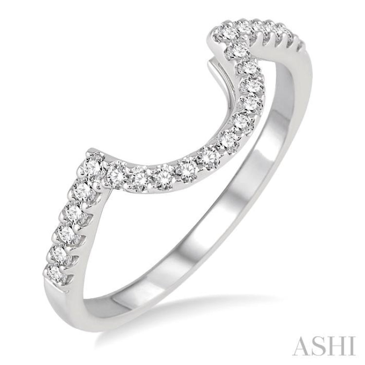 1/4 Ctw Round Cut Diamond Wedding Band in 14K White Gold 1/4 Ctw Round Cut Diamond Wedding Band in 14K White Gold
