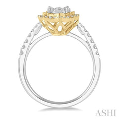 1/2 Ctw Star Shape Lovebright Round Cut Diamond Ring in 14K White and Yellow Gold 1/2 Ctw Star Shape Lovebright Round Cut Diamond Ring in 14K White and Yellow Gold