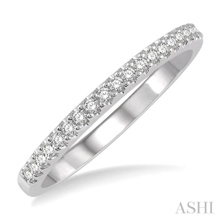 1/5 ctw Round Cut Diamond Wedding Band in 14K White Gold 1/5 ctw Round Cut Diamond Wedding Band in 14K White Gold