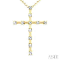 1/4 Ctw Round Cut Diamond Cross Pendant With Chain in 10K Yellow Gold 1/4 Ctw Round Cut Diamond Cross Pendant With Chain in 10K Yellow Gold