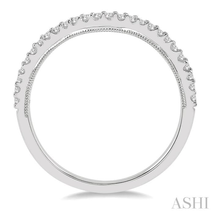 1/5 Ctw Curvy Round Cut Diamond Wedding Band in 14K White Gold 1/5 Ctw Curvy Round Cut Diamond Wedding Band in 14K White Gold