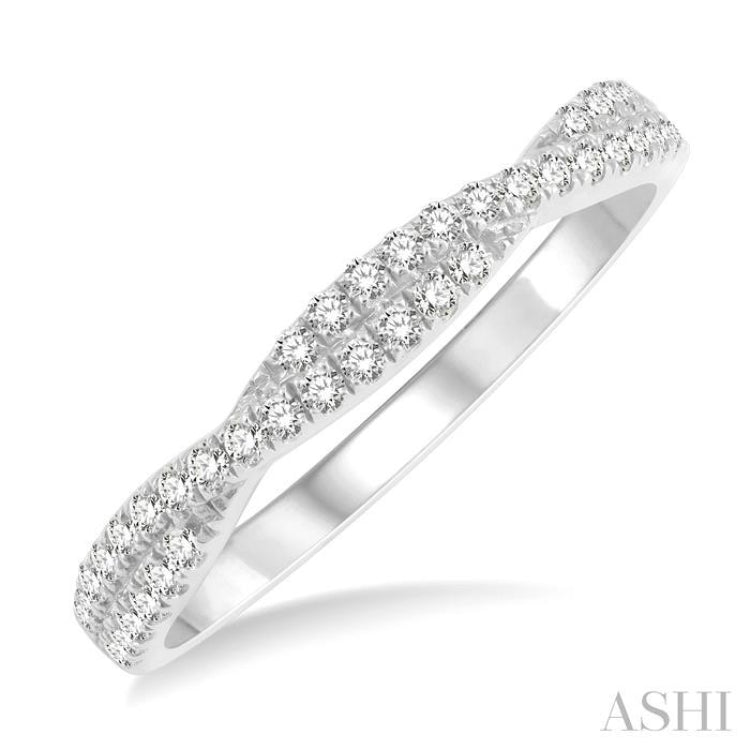 1/4 Ctw Twisted Round Cut Diamond Wedding Band in 14K White Gold 1/4 Ctw Twisted Round Cut Diamond Wedding Band in 14K White Gold