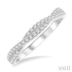 1/4 Ctw Twisted Round Cut Diamond Wedding Band in 14K White Gold 1/4 Ctw Twisted Round Cut Diamond Wedding Band in 14K White Gold