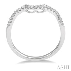1/6 Ctw Curved Round Cut Diamond Wedding Band in 14K White Gold 1/6 Ctw Curved Round Cut Diamond Wedding Band in 14K White Gold