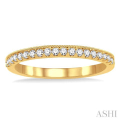 1/4 ctw Round Cut Diamond Wedding Band in 14K Yellow Gold 1/4 ctw Round Cut Diamond Wedding Band in 14K Yellow Gold