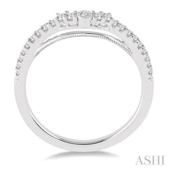 1/5 ctw Round Cut Diamond Wedding Band in 14K White Gold 1/5 ctw Round Cut Diamond Wedding Band in 14K White Gold