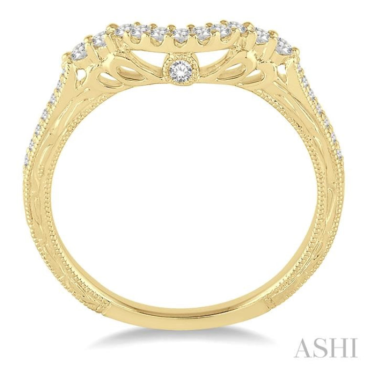 1/5 ctw Round Cut Diamond Wedding Band in 14K Yellow Gold 1/5 ctw Round Cut Diamond Wedding Band in 14K Yellow Gold
