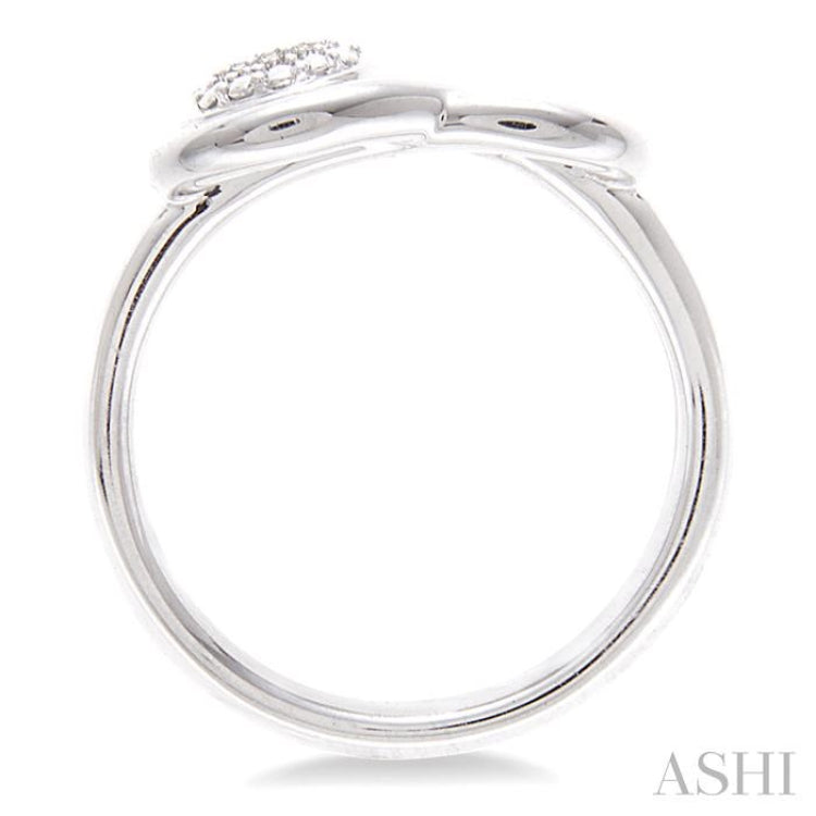 1/50 Ctw Single Cut Diamond Fashion Ring in Sterling Silver 1/50 Ctw Single Cut Diamond Fashion Ring in Sterling Silver