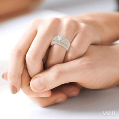3/4 ctw Round Cut Diamond Semi-Mount Engagement Ring in 14K White and Yellow Gold 3/4 ctw Round Cut Diamond Semi-Mount Engagement Ring in 14K White and Yellow Gold