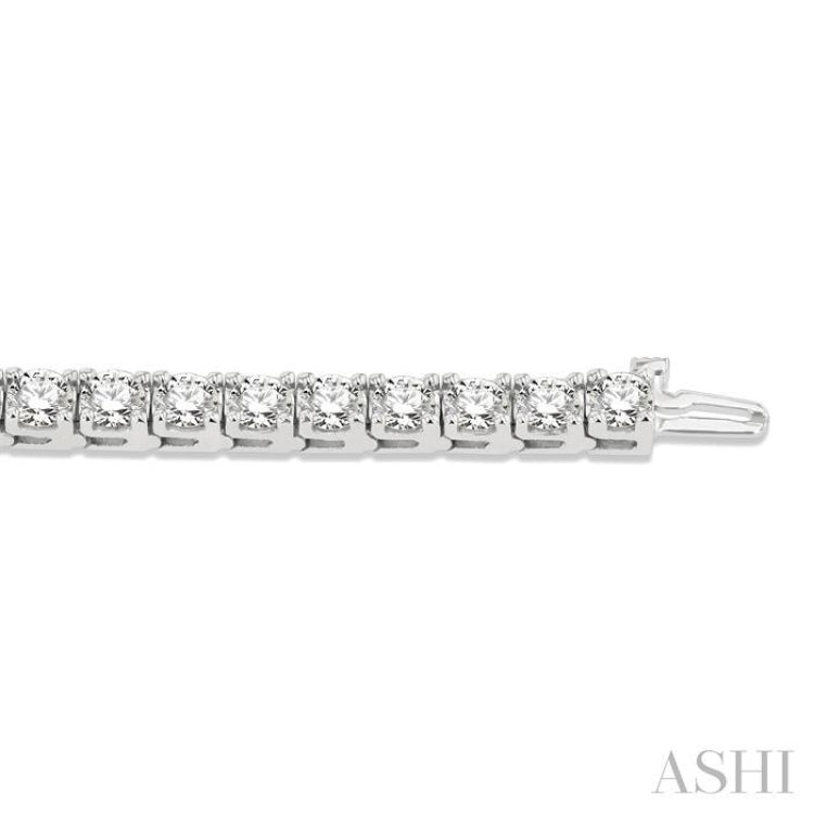 12 Ctw Square Shape Round Cut Diamond Tennis Bracelet in 14K White Gold 12 Ctw Square Shape Round Cut Diamond Tennis Bracelet in 14K White Gold
