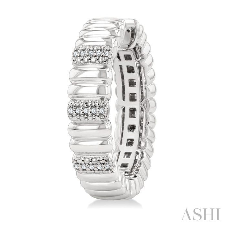 1/10 Ctw Wide Ribbed Plain Polished and Round Cut Diamond Bold Fashion Hoop Earrings in Sterling Silver 1/10 Ctw Wide Ribbed Plain Polished and Round Cut Diamond Bold Fashion Hoop Earrings in Sterling Silver