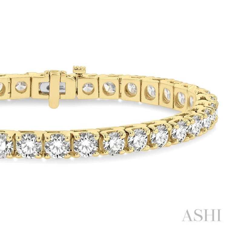 12 Ctw Square Shape Round Cut Diamond Tennis Bracelet in 14K Yellow Gold 12 Ctw Square Shape Round Cut Diamond Tennis Bracelet in 14K Yellow Gold