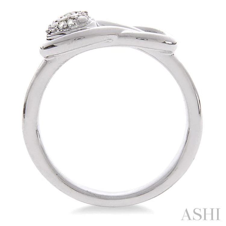 1/50 Ctw Heart Shape Single Cut Diamond Fashion Ring in Sterling Silver 1/50 Ctw Heart Shape Single Cut Diamond Fashion Ring in Sterling Silver