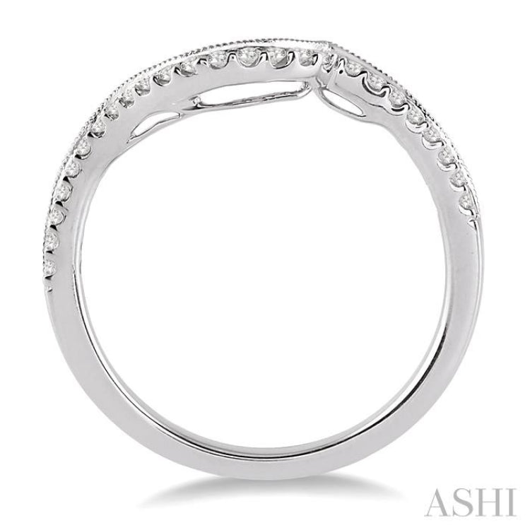1/5 ctw Round Cut Diamond Wedding Band in 14K White Gold 1/5 ctw Round Cut Diamond Wedding Band in 14K White Gold