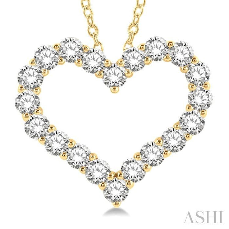 3 Ctw Heart Shape Round Cut Diamond Pendant With Chain in 14K Yellow Gold 3 Ctw Heart Shape Round Cut Diamond Pendant With Chain in 14K Yellow Gold