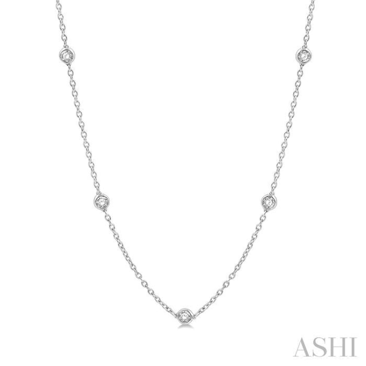 2 Ctw Round Cut Diamond Fashion Necklace in 14K White Gold 2 Ctw Round Cut Diamond Fashion Necklace in 14K White Gold