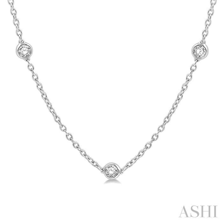 2 Ctw Round Cut Diamond Fashion Necklace in 14K White Gold 2 Ctw Round Cut Diamond Fashion Necklace in 14K White Gold