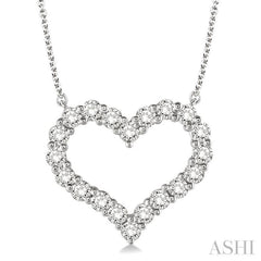 1 Ctw Round Cut Diamond Heart Pendant With Chain in 14K White Gold 1 Ctw Round Cut Diamond Heart Pendant With Chain in 14K White Gold