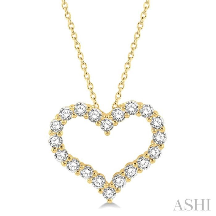 1 1/2 Ctw Heart Shape Round Cut Diamond Pendant With Chain in 14K Yellow Gold 1 1/2 Ctw Heart Shape Round Cut Diamond Pendant With Chain in 14K Yellow Gold