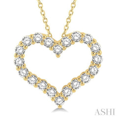 1 1/2 Ctw Heart Shape Round Cut Diamond Pendant With Chain in 14K Yellow Gold 1 1/2 Ctw Heart Shape Round Cut Diamond Pendant With Chain in 14K Yellow Gold