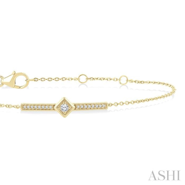 1/10 Ctw Round Cut Diamond Horizontal Bar Fashion Chain Bracelet in 10K Yellow Gold 1/10 Ctw Round Cut Diamond Horizontal Bar Fashion Chain Bracelet in 10K Yellow Gold