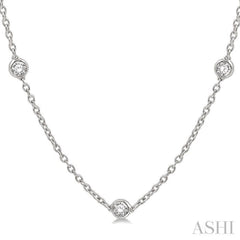 1 Ctw Round Cut Diamond Station Necklace in 14K White Gold 1 Ctw Round Cut Diamond Station Necklace in 14K White Gold